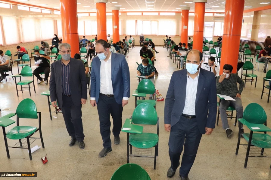 آزمون استخدامی بانک تجارت در دانشکده فنی وحرفه ای استان همدان برگزار شد 4
