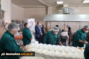 پخت غذای نذری به مناسبت عید سعید غدیر خم  در دانشکده شهید مفتح همدان 2