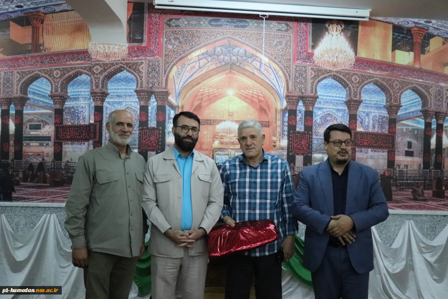 جشن میلاد حضرت نبی اکرم(ص) و امام جعفر صادق(ع) و گرامیداشت هفته دفاع مقدس در دانشکده شهید مفتح برگزار شد 2
