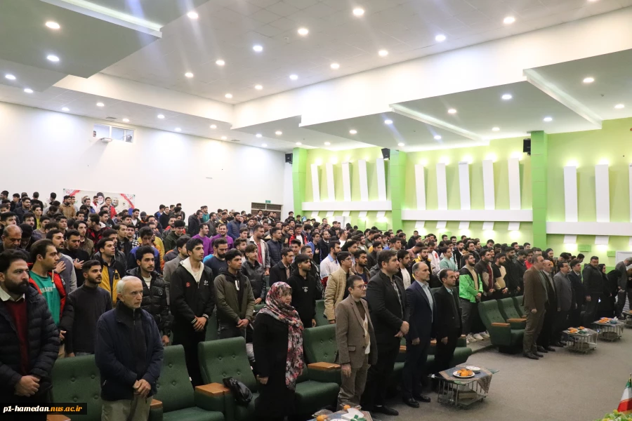 گرامیداشت روز دانشجو با حضور پرشور دانشجویان در دانشکده شهید مفتح برگزار شد. 3