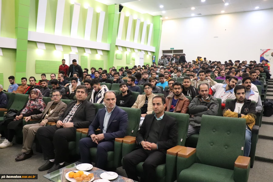 گرامیداشت روز دانشجو با حضور پرشور دانشجویان در دانشکده شهید مفتح برگزار شد. 4