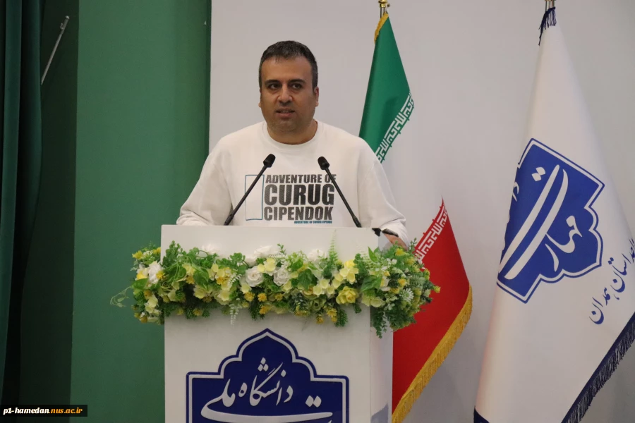 گرامیداشت روز دانشجو با حضور پرشور دانشجویان در دانشکده شهید مفتح برگزار شد. 8