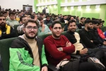 گرامیداشت روز دانشجو با حضور پرشور دانشجویان در دانشکده شهید مفتح برگزار شد. 13