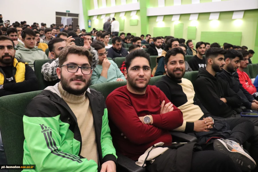 گرامیداشت روز دانشجو با حضور پرشور دانشجویان در دانشکده شهید مفتح برگزار شد. 13