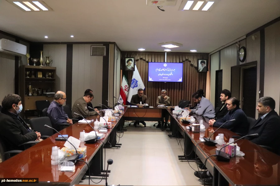 مسئول کانون بسیج اساتید دانشگاه ملی مهارت استان  در جلسه هم اندیشی کانون خبر داد:
کانون بسیج اساتید دانشگاه ملی مهارت استان همدان به عنوان کانون برتر استان در جشنواره مالک اشتر، سال 1402 انتخاب شد. 2
