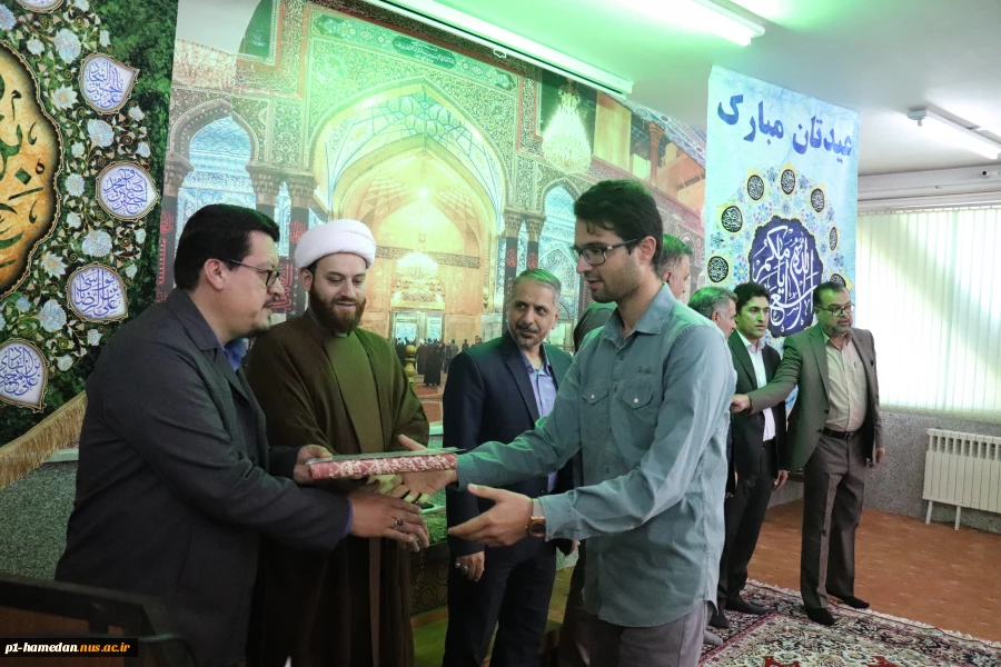 به مناسبت هفته خوابگاه:
از مسئولین خوابگاه و سلف سرویس دانشکده شهید مفتح تجلیل شد. 2