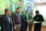 به مناسبت هفته خوابگاه:
از مسئولین خوابگاه و سلف سرویس دانشکده شهید مفتح تجلیل شد. 2