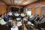 فرمانده نیروی انتظامی استان همدان در دیدار با هیات رئیسه دانشگاه ملی مهارت:
آموزشهای مهارت محور موجب ارتقاء امنیت اجتماعی خواهد شد.
 2