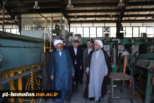 حجت الاسلام والمسلمین افلاکیان به‌عنوان نماینده نهاد مقام معظم رهبری در دانشگاه ملی مهارت استان همدان منصوب شد
 2