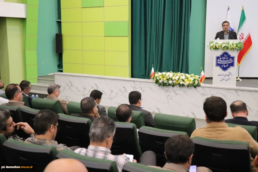 در راستای توسعه آموزشهای مهارت‌محور و تقویت تعامل مجلس با دانشگاه‌ انجام شد:
بازدید مهندس صوفی، نماینده مردم شریف همدان و فامنین از دانشگاه ملی مهارت استان
 4