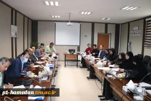 جلسه هم اندیشی با موضوع چشم انداز، فرصت‌ها، نقاط ضعف و قوت دانشگاه ملی مهارت  برگزار شد 3