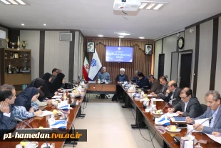 جلسه هم اندیشی با موضوع چشم انداز، فرصت‌ها، نقاط ضعف و قوت دانشگاه ملی مهارت  برگزار شد 4