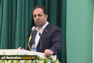 به مناسبت روز دانشجو؛
دکتر حسینی معاون هماهنگی امور اقتصادی استانداری همدان، میهمان ویژه دانشگاه ملی مهارت استان بود. 2