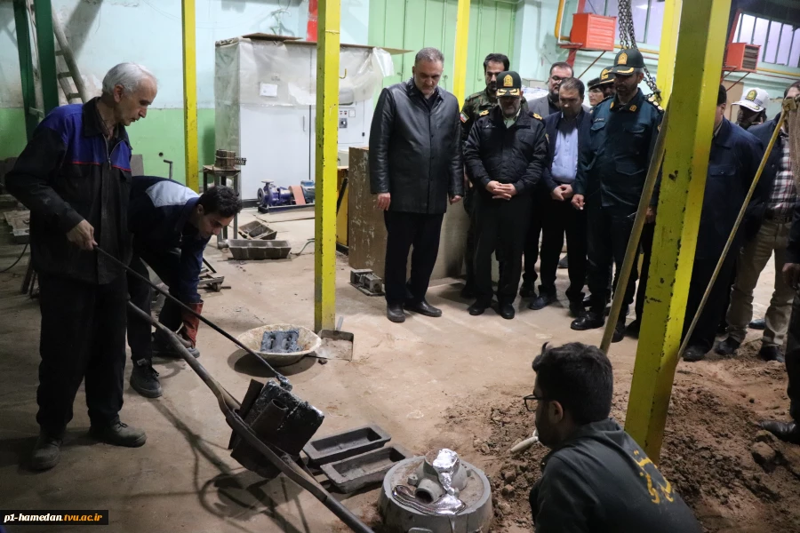 تعامل علم و امنیت در مسیر توسعه مهارت‌محور
بازدید فرماندهی نیروی انتظامی استان همدان از دانشگاه ملی مهارت استان
 11