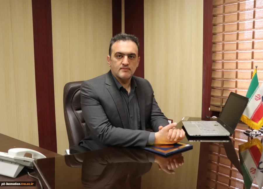 رئیس دانشگاه ملی مهارت واحد استانی همدان به مناسبت فرا رسیدن هفته پژوهش پیام تبریکی صادر کرد 2