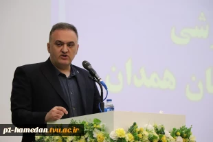 دکتر قادری رهقی درمراسم تجلیل از سرآمدان آموزشی دانشگاه ملی مهارت واحد استان همدان تاکید کرد:
آموزش‌های مهارت محور یک ضرورت اجتناب ناپذیر است، انتخاب نیست! 2