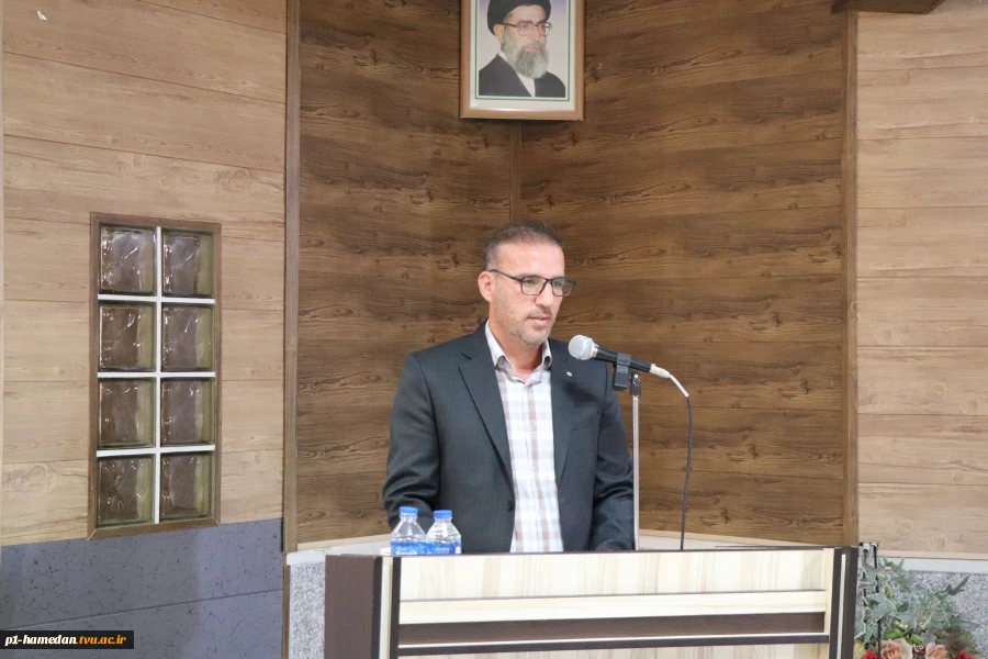 کارگاه پیشگیری از اعتیاد(راهکارها و نحوه‌ی مواجهه و رویایی با افراد درگیر به ویژه نوجوانان و جوانان)برگزار شد
 2