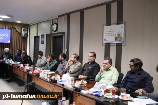 جلسه تبیینی و هم‌اندیشی استادان به مناسبت فرارسیدن سالروز شهادت دکتر چمران در دانشکده شهید مفتح تشکیل شد. 4